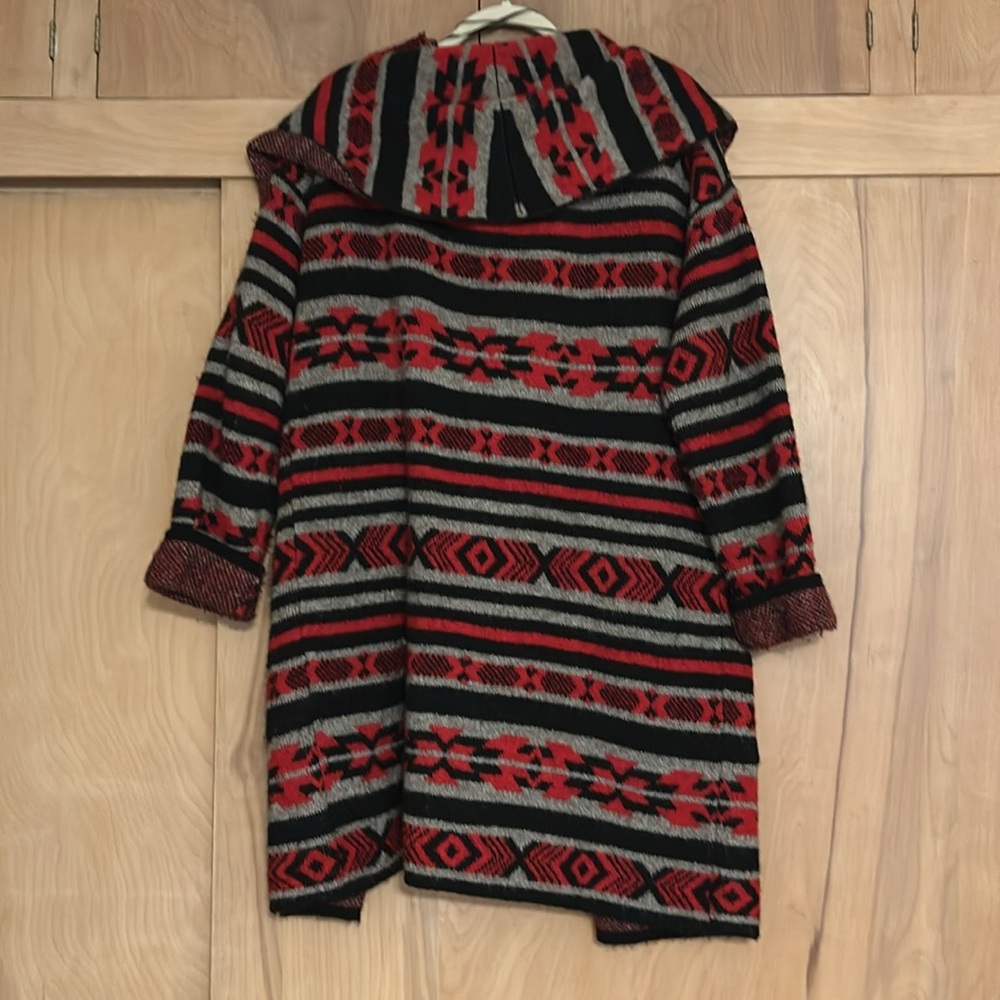 Artisan NY Red and Black Patterned Cardigan - Picture 3 of 3